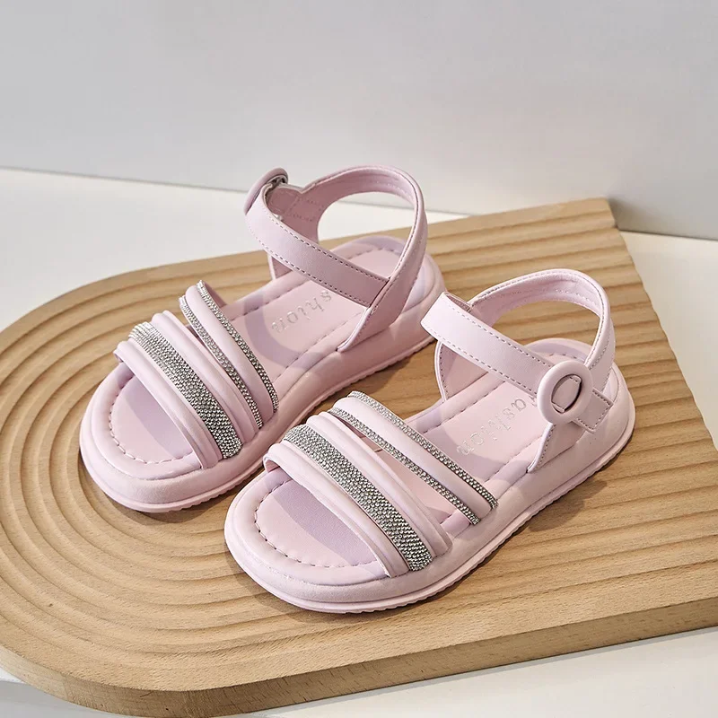 

Little Girls Summer Sandals 2024 New Girl Roman Sandals Fashion Versatile Kids Simple Beach Shoes with Rhinestone for Vacation