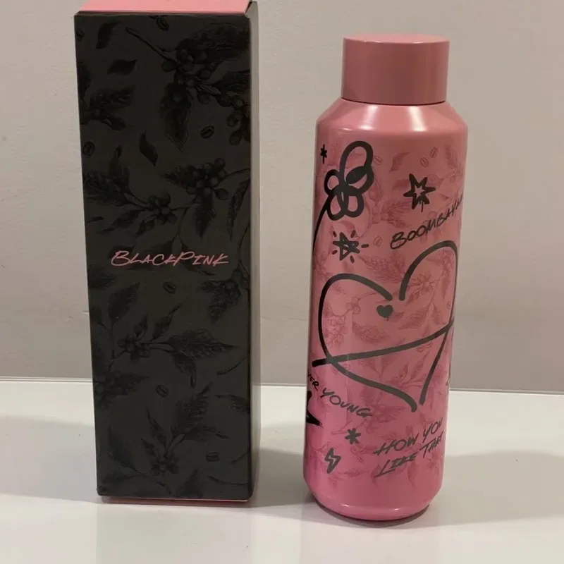 Star Coffee Blackpink Periferal Hitam dan Merah Muda Grafiti Cangkir Terisolasi 304 Baja Tahan Karat Mobil Portabel Cangkir Air Tubuh Lurus