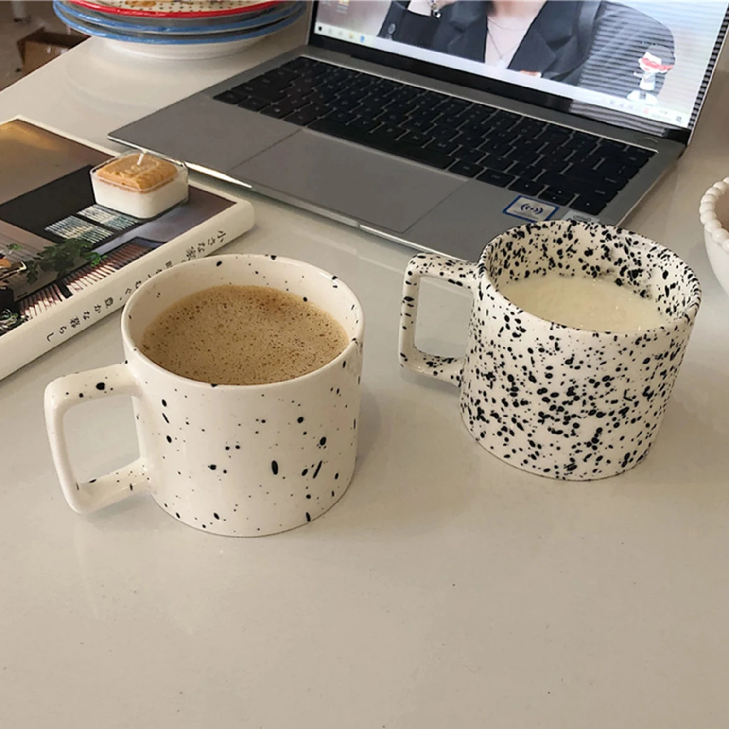 Unique Retro Ceramic Coffee Mug with Splash Ink Design - Wave and Dot Pattern - Perfect for Coffee, Milk, Tea - Ideal for Couple