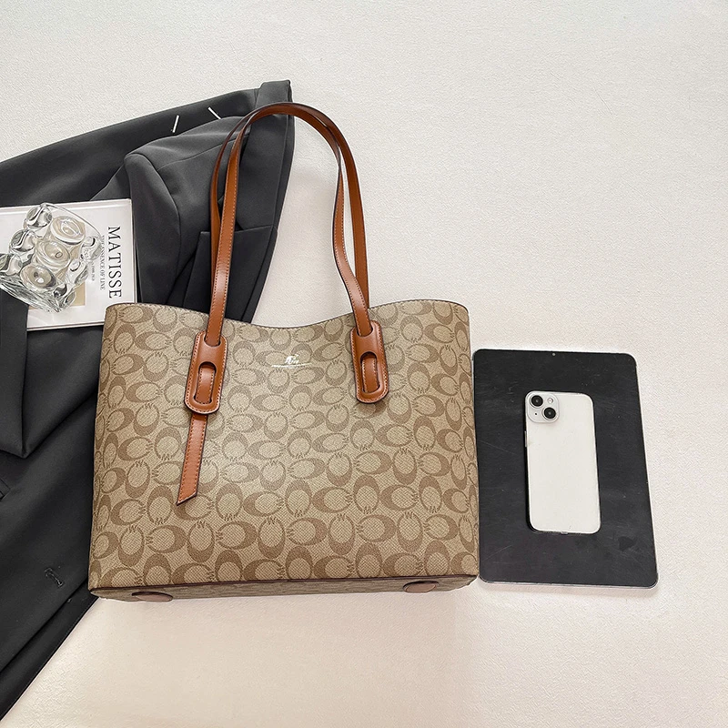 حقيبة كتف جلدية أنيقة للنساء، حقيبة كروس عملية من قبل المصمم الشهير، حقائب يد ذات علامة تجارية فاخرة