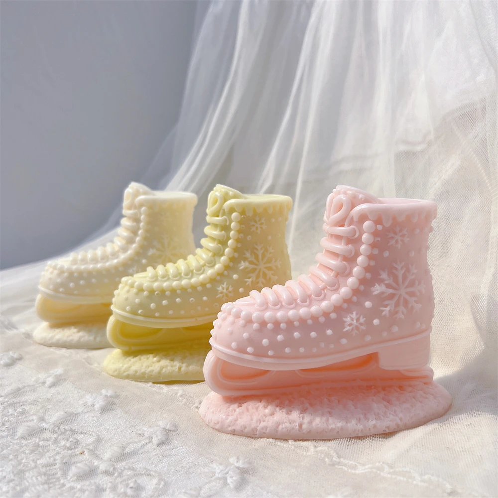 

Gingerbread Christmas Ice Skates Silicone Candle Mold for Christmas Decor Soy Wax Making Winter Tray Decor