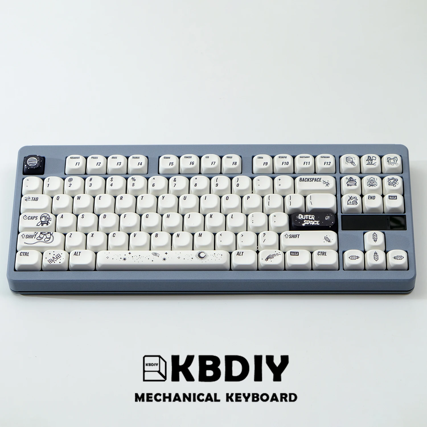 Imagem -02 - Kbdiy-bonito Pbt Outer Space Keycaps Keycap Keycap Oem Branco Perfil Koa Key Caps Semelhante Moa Iso 7u Space Bar 135 Chaves Grupo Personalizado