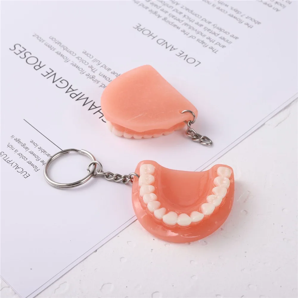 1PC Funny Resin Tooth Key Chain Dentist Pendant Simulation Mini Denture Keychain for Bag Hanging Ornament Car Key Rings Gifts