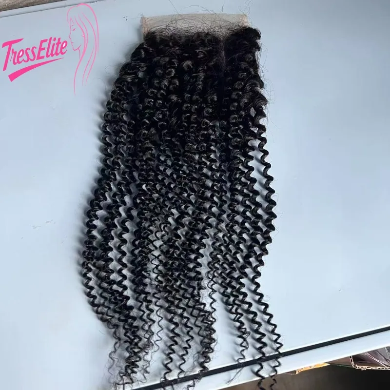 Hochwertiger 4x4 Lace Closure Afro Kinky Curly Haarblock in Naturfarbe mit transparenter Spitze, aus brasilianischem Virgin Remy Haar, handgewebt. – Detail 2