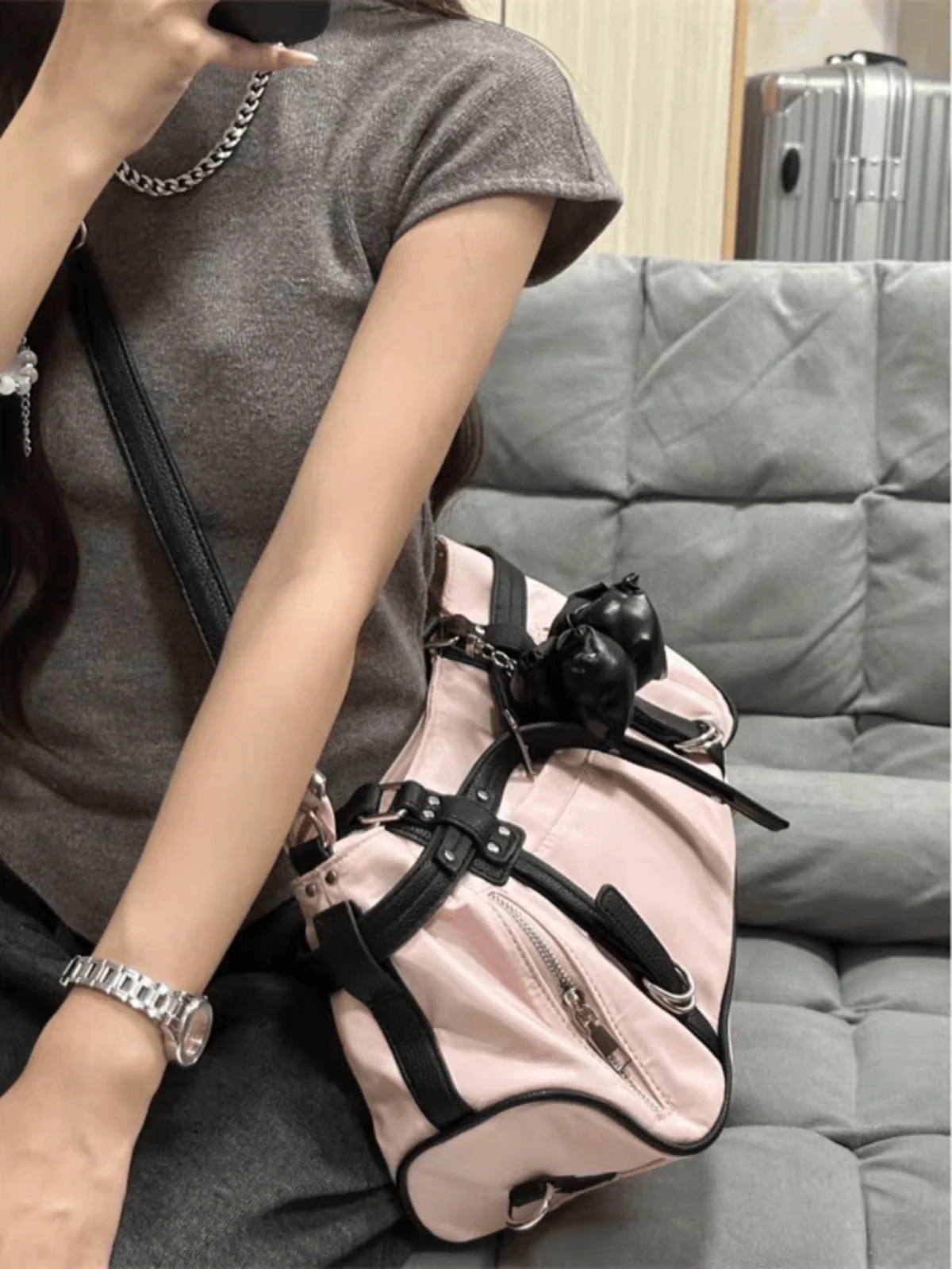 

Trendy Travel Yoga Bag Women's Large Capaci Crossbody oulder Bag Simple Commuter White Tiya Faion Sport Synthetic Leather