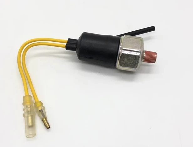 

Excavator Hitachi EX120 200 220-2/3/5 oil sensor 6BD1 engine sensor accessories
