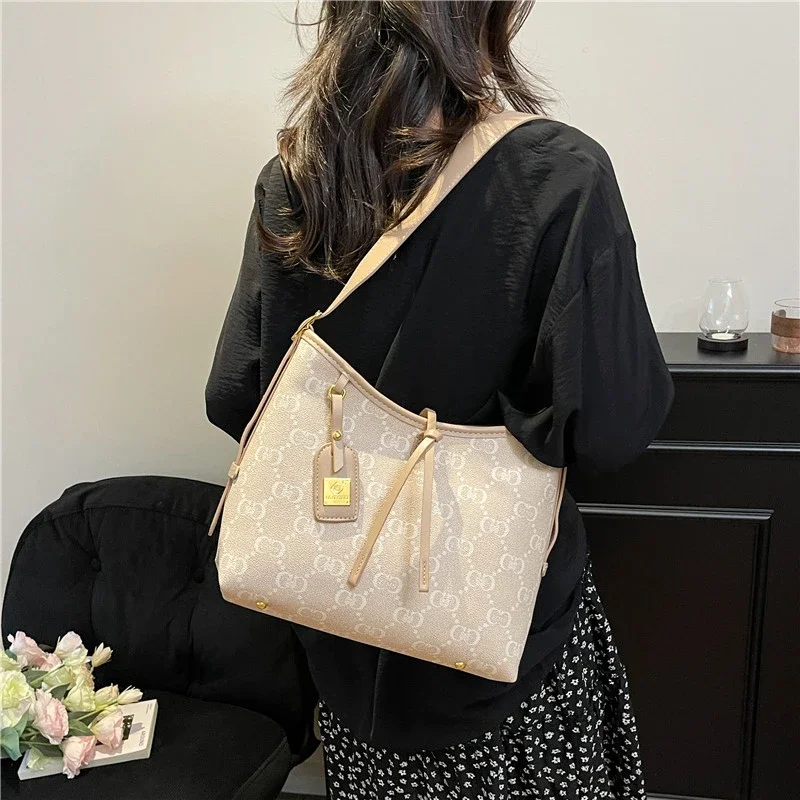 حقيبة محفظة كاجوال فريدة من نوعها للنساء للتنزه اليومي مع حزام كروس وتصميم بسيط وبسيط #6