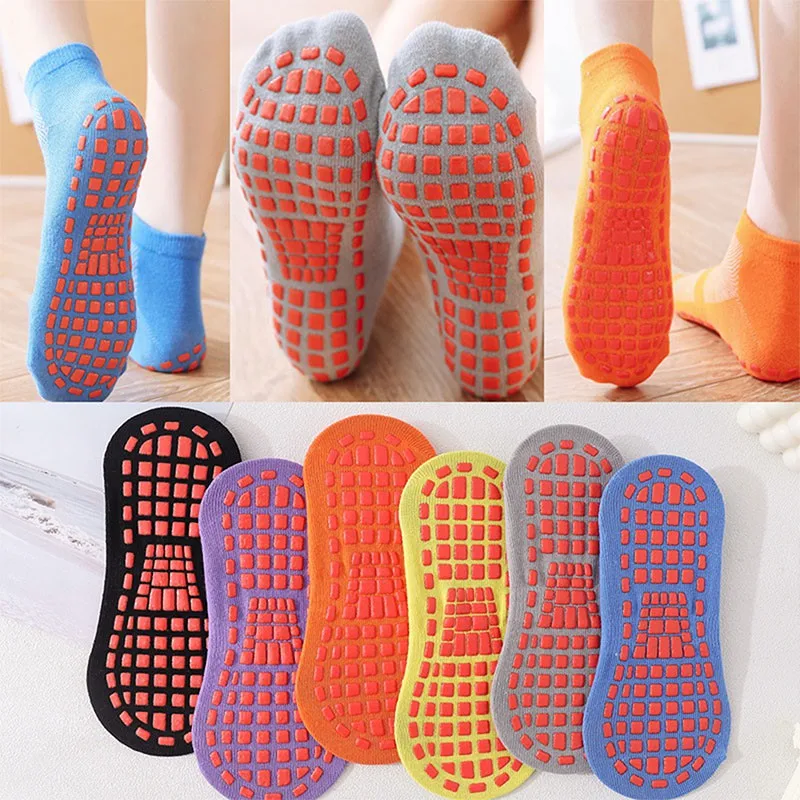 1 Paar rutschfeste Socken für Kinder und Erwachsene, niedliche kleine Füße, weiches Silikon, Eltern-Kind-Trampolin-Baumwollsocken, Sportsocken für Jungen und Mädchen