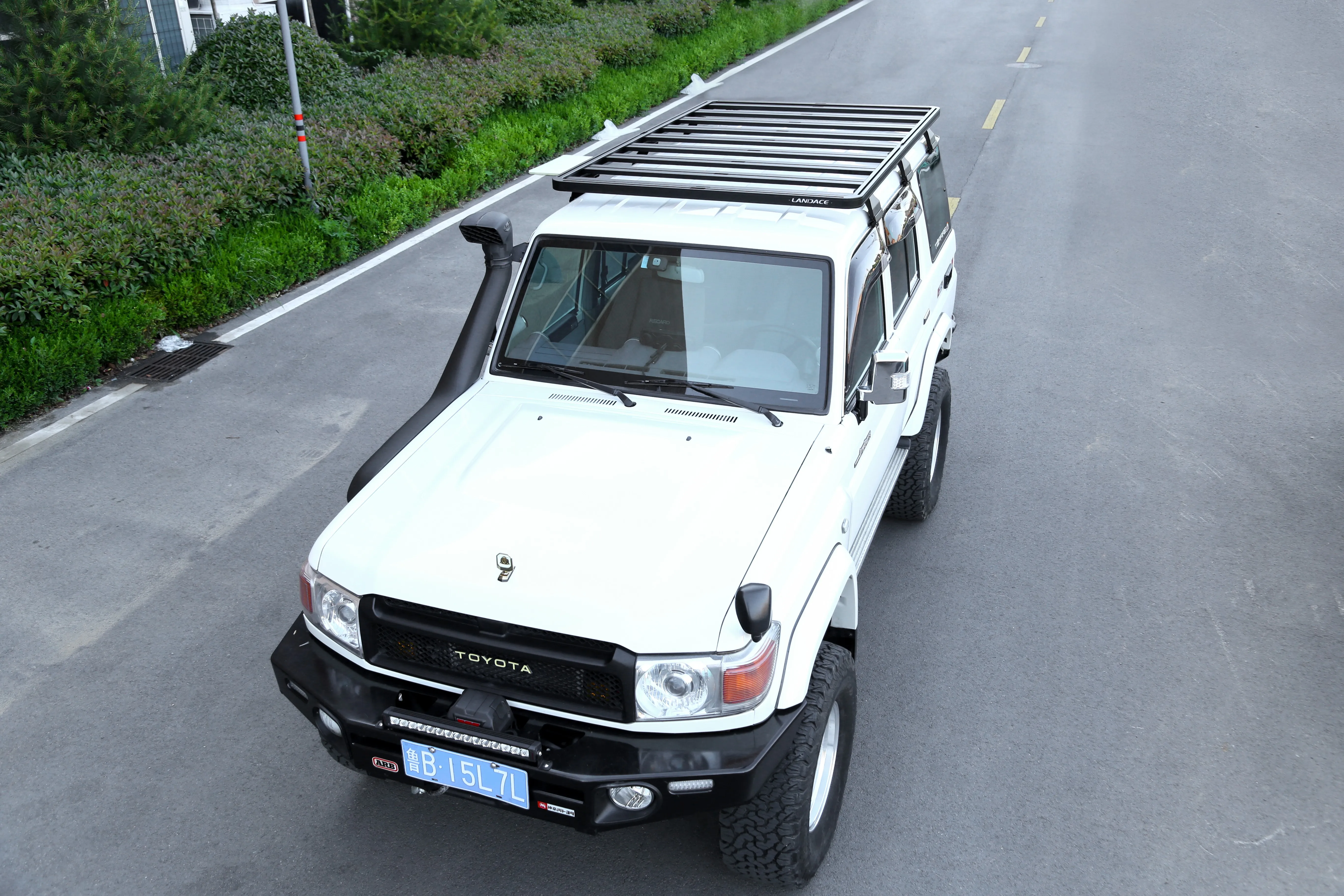 Customization Accepted Car Adjustable Practical Roof Rack Auto Roof Racks Car Roof Racks Cargo Carrier for Toyota LC76