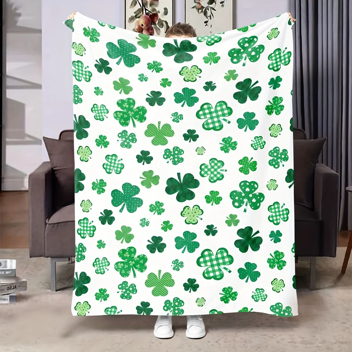 بطانية رمي الفانيلا الناعمة لعيد القديس باتريك مع طباعة Lucky Clover - بطانية زخرفية خفيفة الوزن وجميع المواسم للأريكة #1