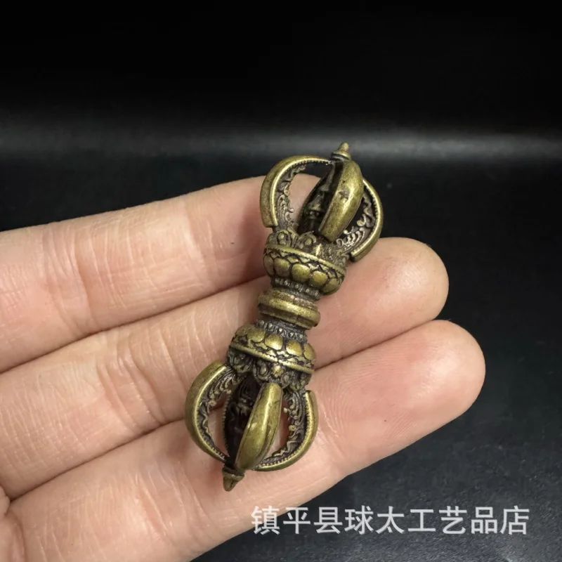Tibetan- small-sized handmade Lima copper five-pronged pendant, ethnic style portable vajra with lotus design