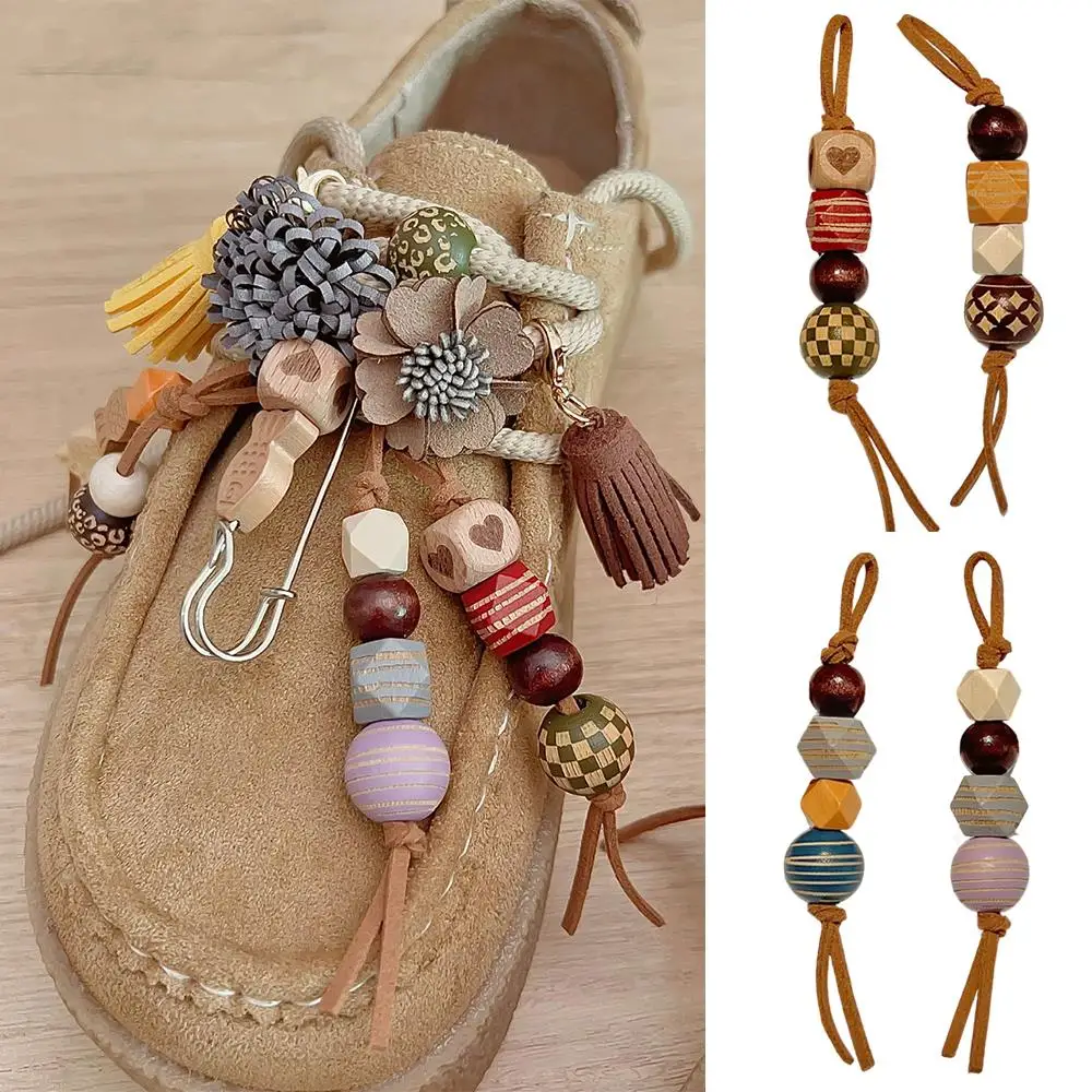 

Flowers Shoe Buckle Lace Shoe Decoration Wooden Bead Shoe Accessories Fashion Keychain Pendant Tassels Bag Charms Keyring Decor