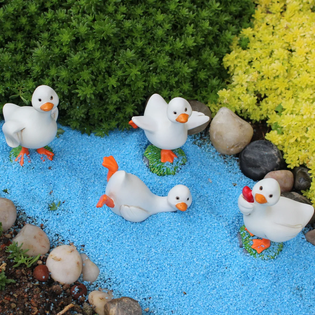 Mini Duck Beach Scene - Resin Micro Landscape, Cute for Aquarium & Desk