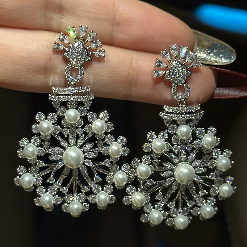 

Baroque fashion snowflake floral pearl zircon earrings