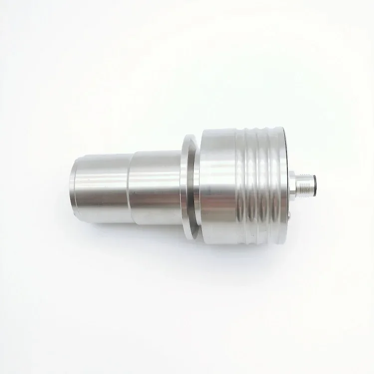 Oxygen sensor, oxygen content analyzer oxygen concentration detection