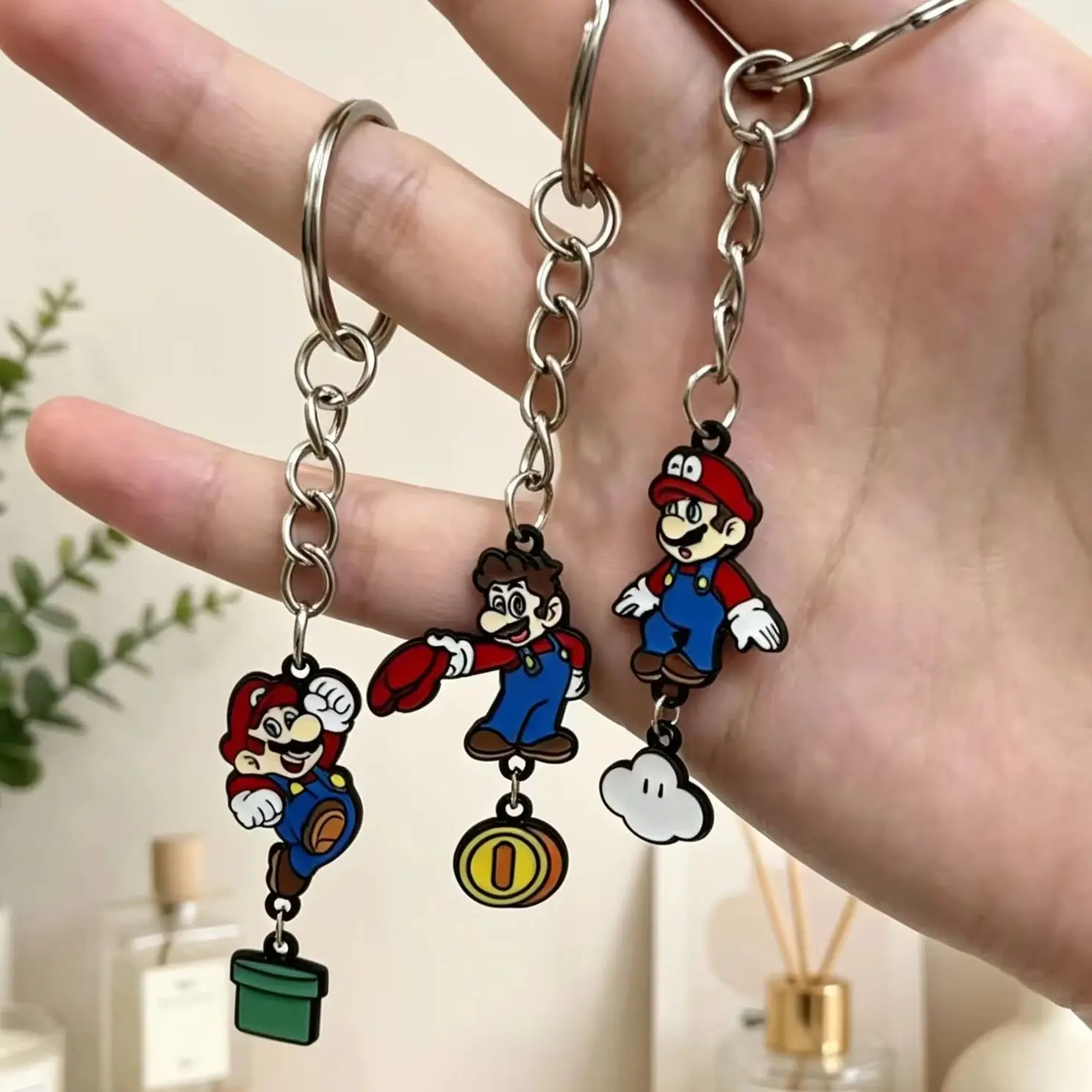 

Anime cartoon metal keychain pendant, used for bags, car keys, birthday party decoration gifts