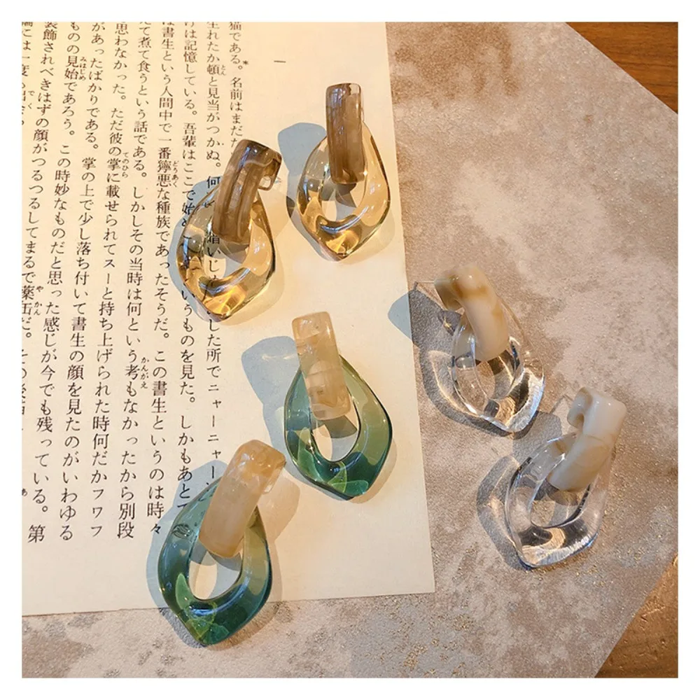 Charm Enfashion Irregularity Transparent Resin Stud Earrings for Women Personality Retro Korea Earring Bride Jewelry Accessories