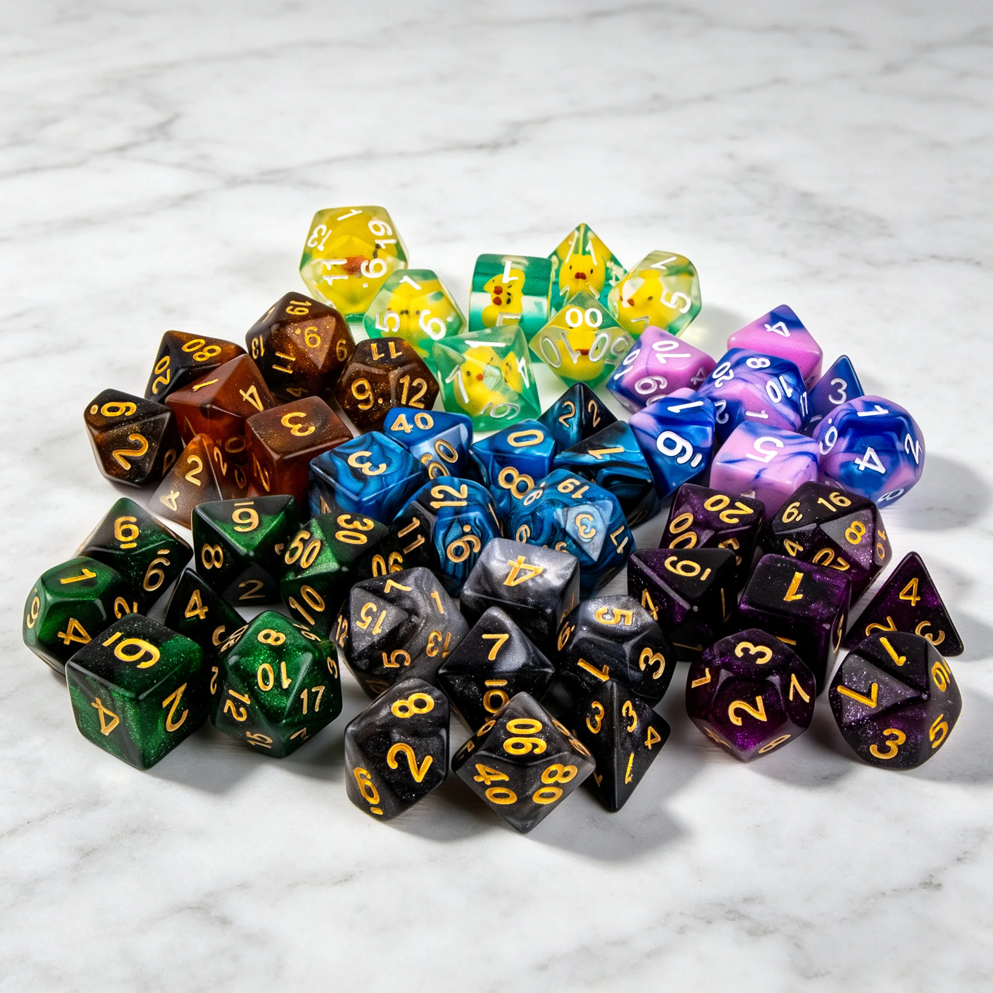 7PCS Random Color Acrylic Polyhedral Dice Set Rounded Edge Gaming Dice for RPG Tabletop Board Games