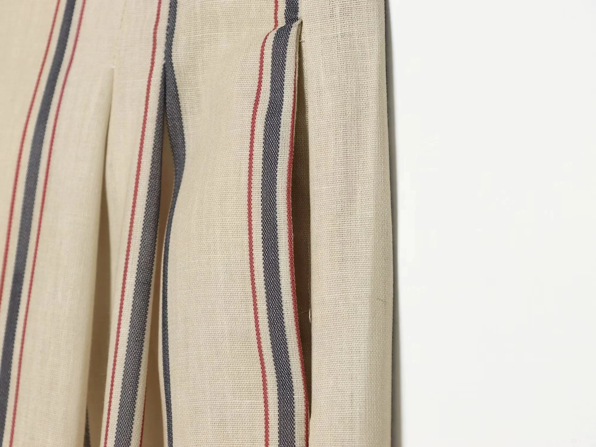 The Slouchy Sunday Executive Striped Suit. S3c09a3a04ce24c60b01ffd3bacc1afb1o