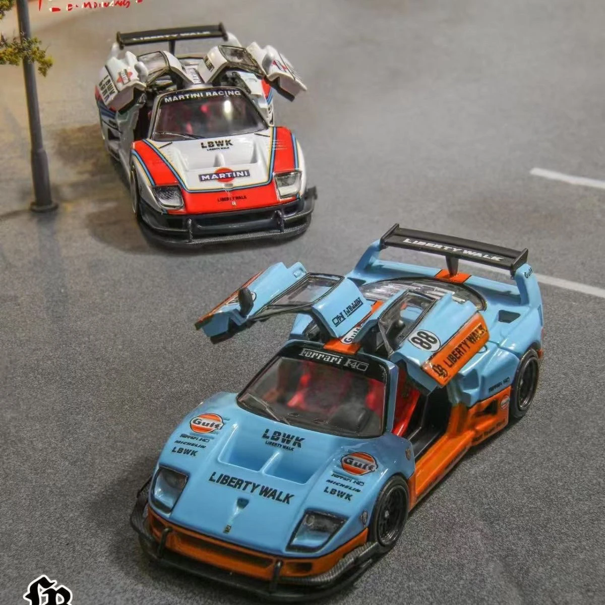 Рисунок 2 - King Demon King AUTO 1:64 Ferrari F40 Prancing Horse