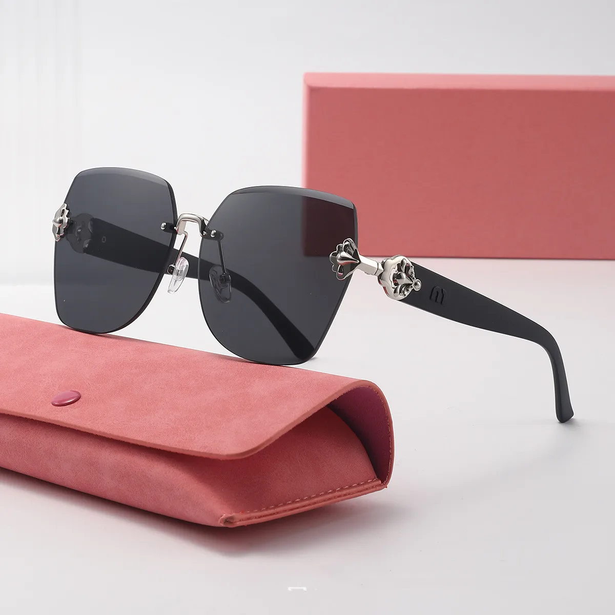 2025 Neue Große Rahmenlose Luxus-Sonnenbrille für Damen UV-Schutz Modische Kleine Sonnenbrille (DS-2402) – Detail 1