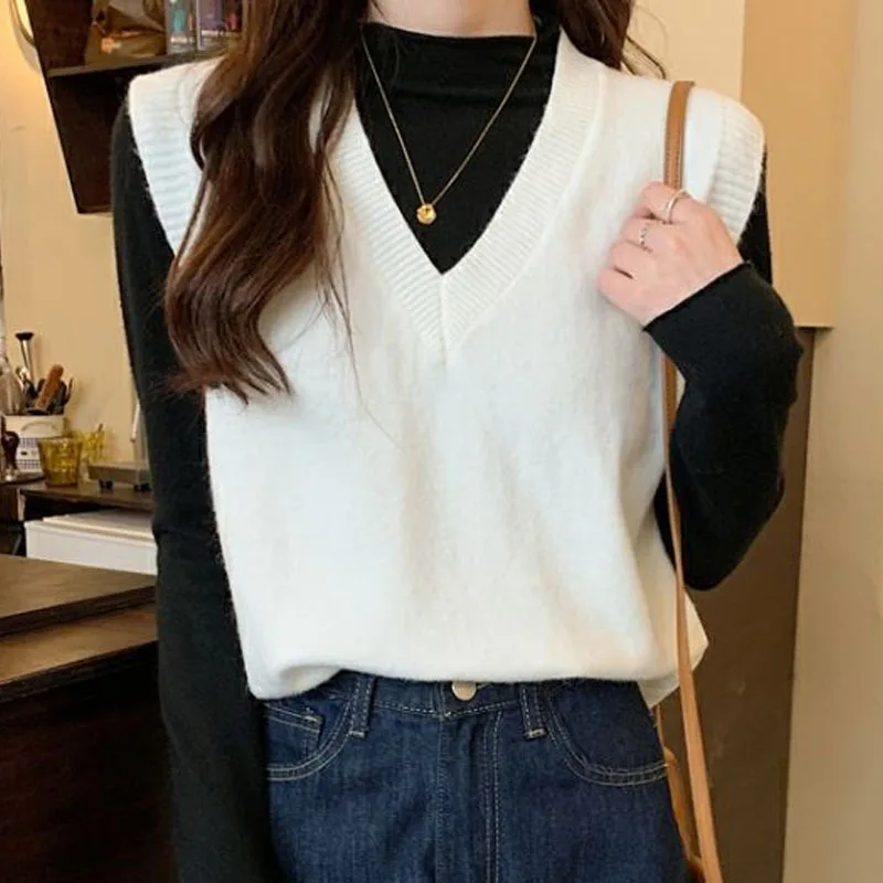 

Knitted Women Sweater Vest New Sleeveless V-Neck Black Knit Sweater Vest Women Tops Outerwears Sweaters Sueters De Mujer Q1095