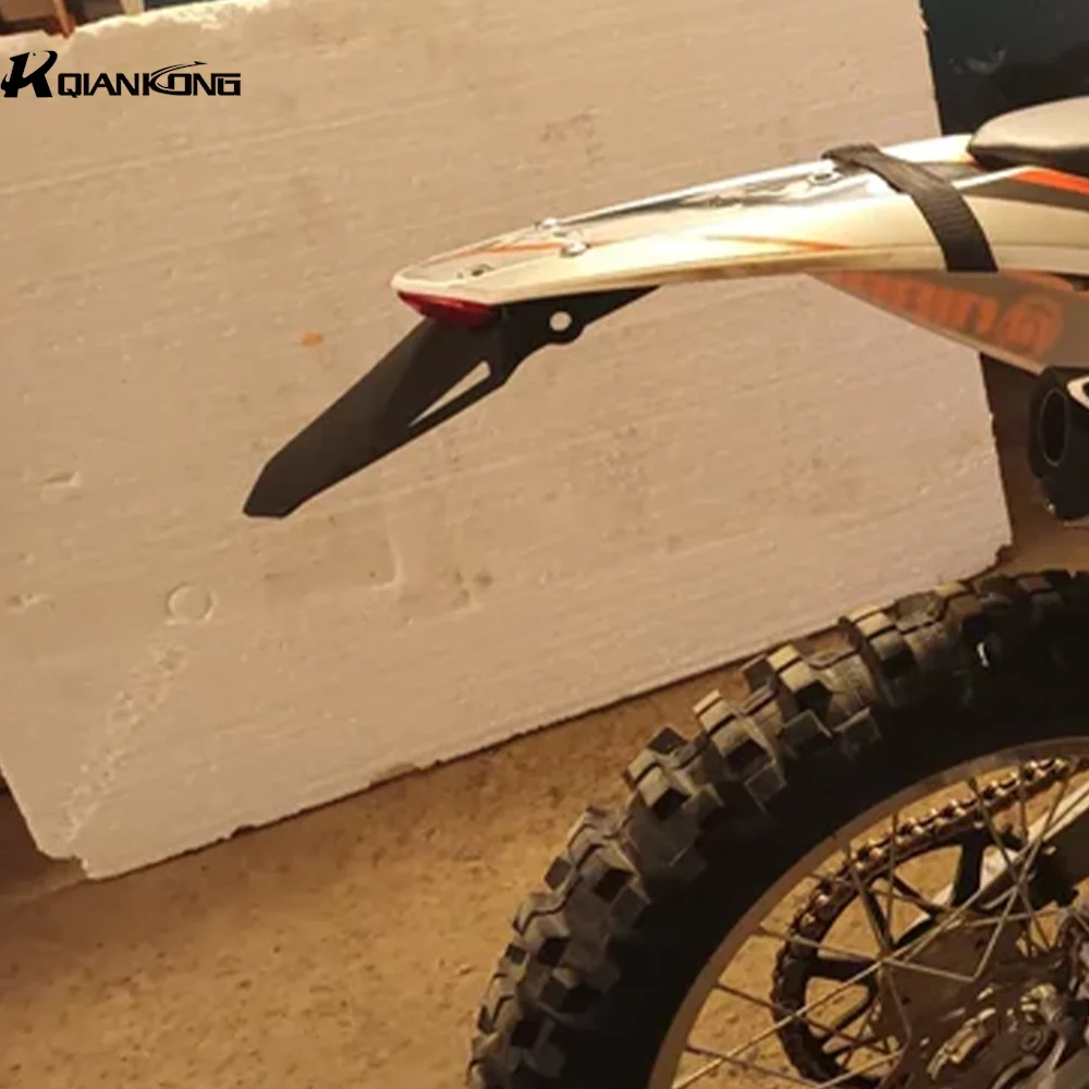 

For Suzuki for YAMAHA Universal Off-Road Bike Motorcycle Rear Fender License Plate Bracket 12V Moto LED Taillight Brake Lamp