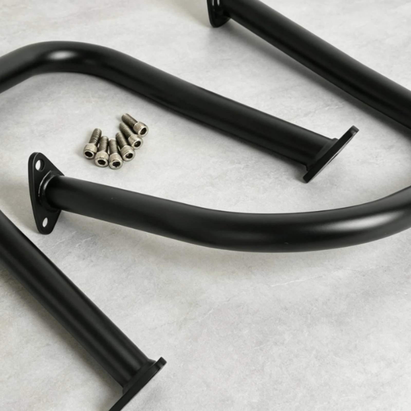 motorcycle-guard-bar-bolt-on-motorcycle-highway-bar-heavy-duty-long-lasting-for-touring-riders