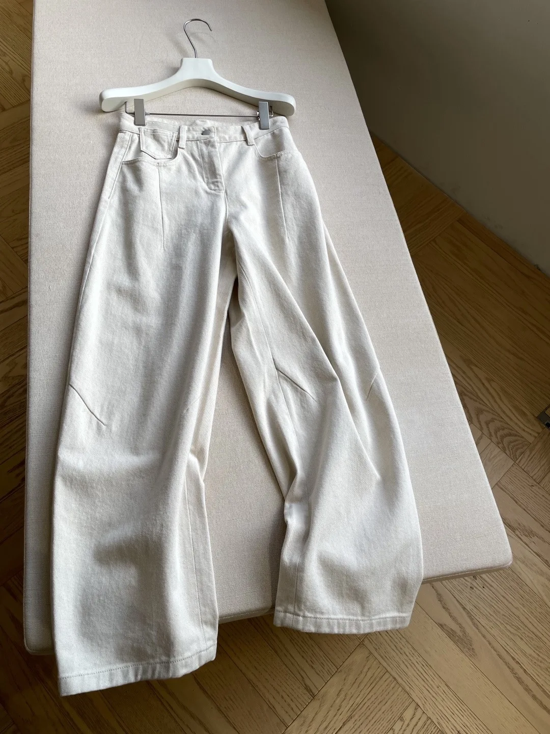 Women Off‑white Cotton Seed Husk Denim Jeans Micro‑arc 3D Structure Casual Trousers