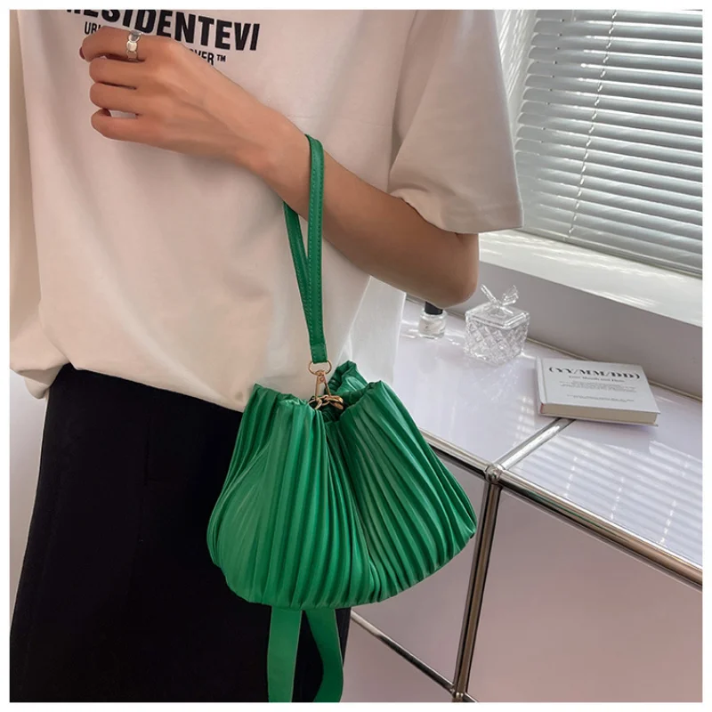 Fashion Pleated Crossbody Handbags PU Leather Women Solid Color Bucket Coin Purse Casual Office Shopper Shoulder Messenger Bags