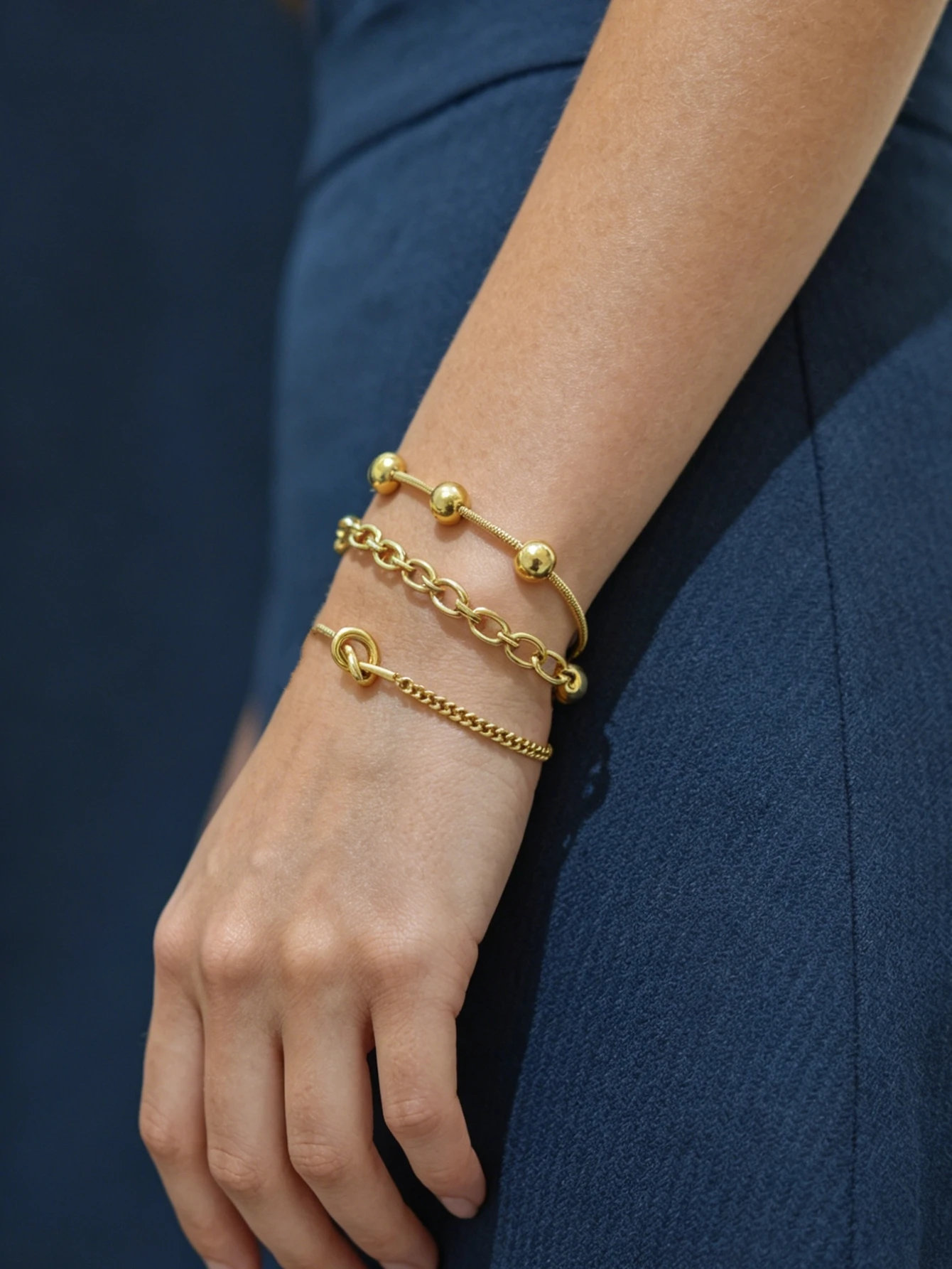 18K Vergoldetes Edelstahl Gliederketten-Armband Kugelperlen-Armband Knoten-Charm-Armband