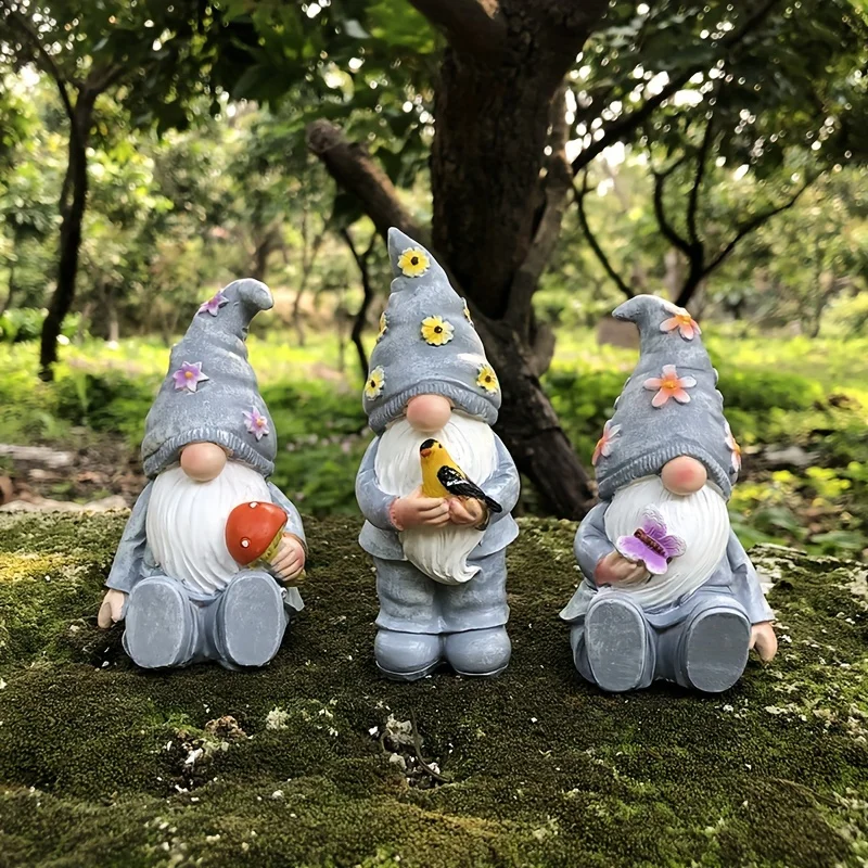 

Resin Gnome Garden Statue: 3-Piece Set, American Rustic Style, Suitable for Indoor and Outdoor Use, No Electricity Required