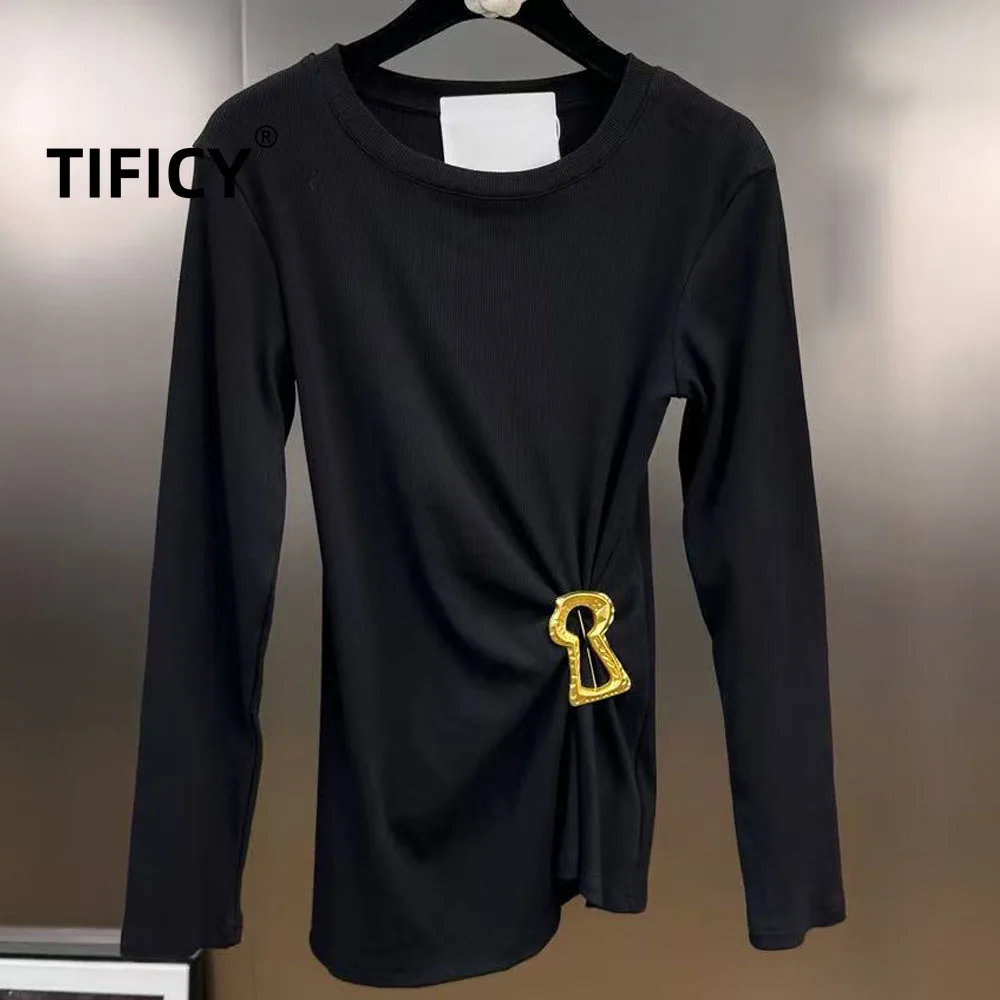 Autumn French Retro Round Neck Long Sleeved T-shirt Women's Metallic Buckle and Pleated Waist Closure Design Tshirts Tops