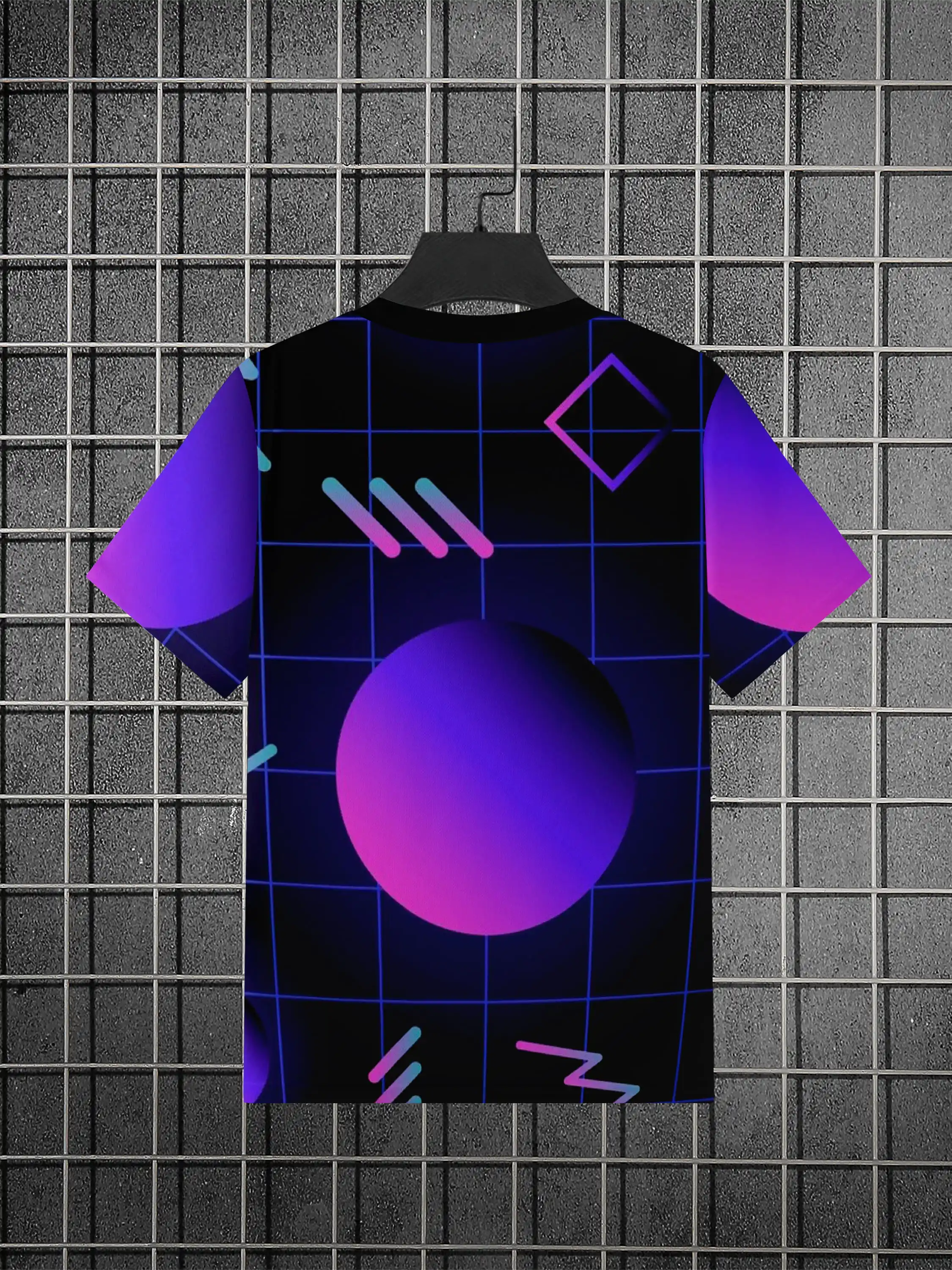 Men Black Background Blue Grid Purple Pink Gradient Sphere Square Slash Geometric Line Print Crew Neck Short Sleeve T-shirt
