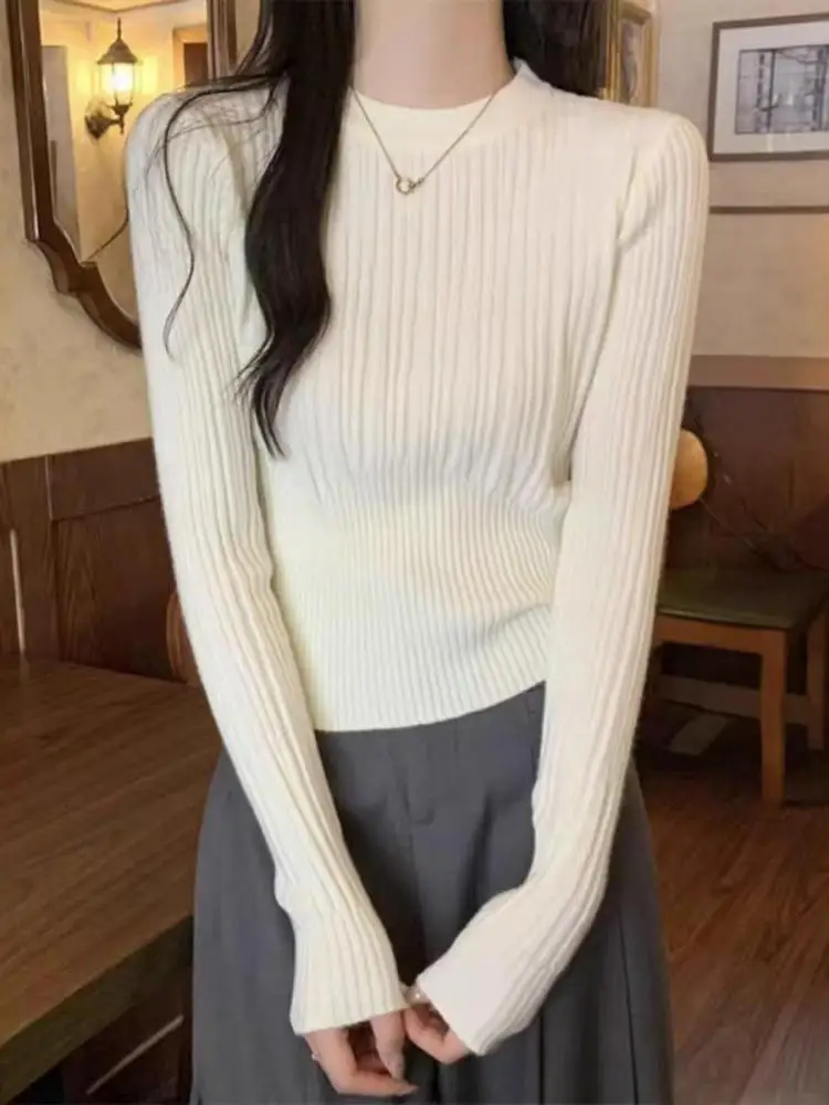 

Autumn Winter Solid Round Neck Slim Long Sleeved Knitted Sweater Korean Fashion Women Versatile Pullover Short Tops Trend Casual