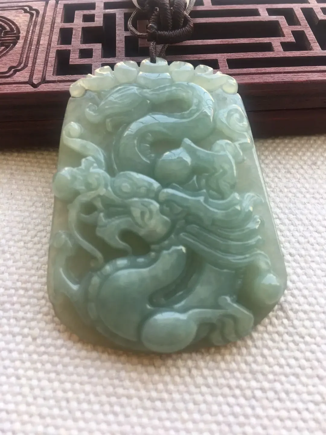 Natural Myanmar jade hand-carved dragon green jade pendant necklace emerald pendants jadeite jade jewelry men