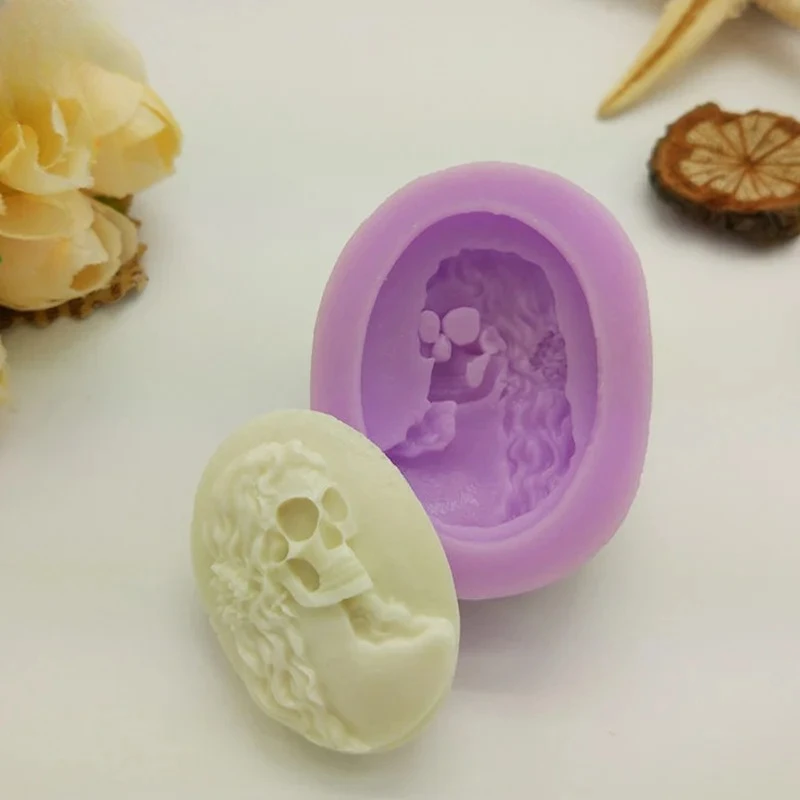

1PC 47x38x13mm statue of liberty Silicone mould,Cabochon mold