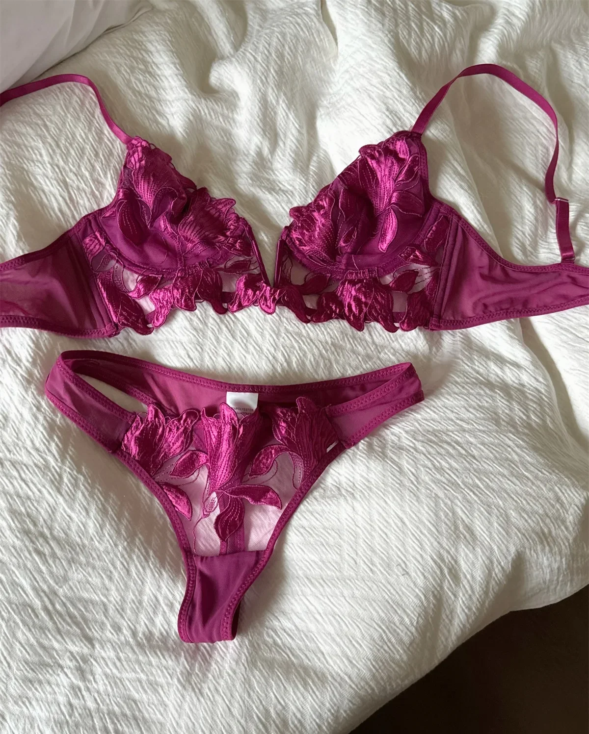 lace-embroidery-lingerie-mesh-niche-sexy-thin-section-upholstery-gathered-bra-set-large-breasts-show-small-deep-v-underwear