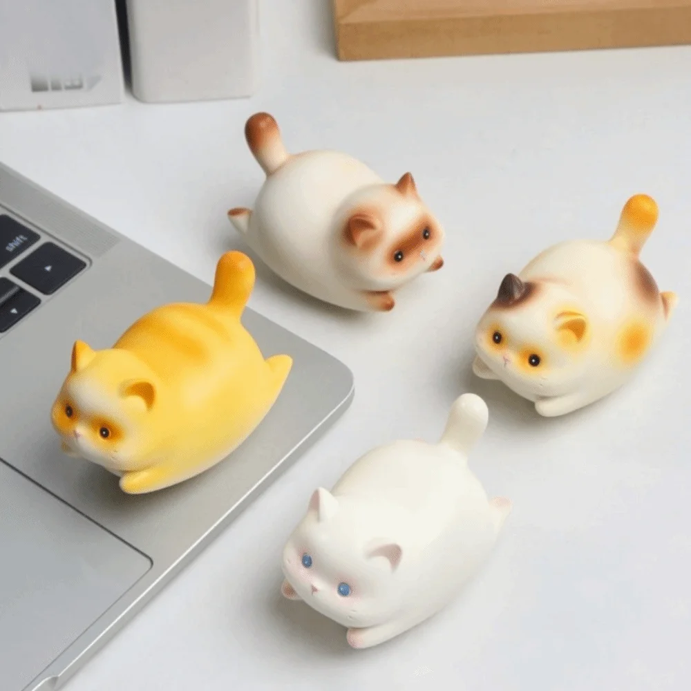 작은 고양이 인형 흔들리는 인형 만화 귀여운 고양이 레진 장식품 통통한 카와이 고양이 자동차 장식 선물