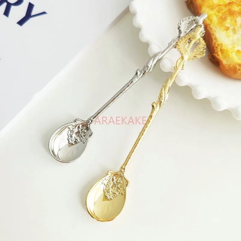 European carved coffee spoon, stirring spoon, decorative dessert small spoon, ice cream household metal palace style ice cream