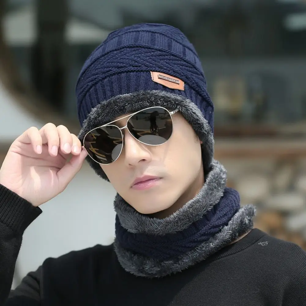 Keep Warm Knitted Hat Scarf Gloves Set Thickened Windproof Ear Protection Beanie Touch Screen Gloves Outdoor