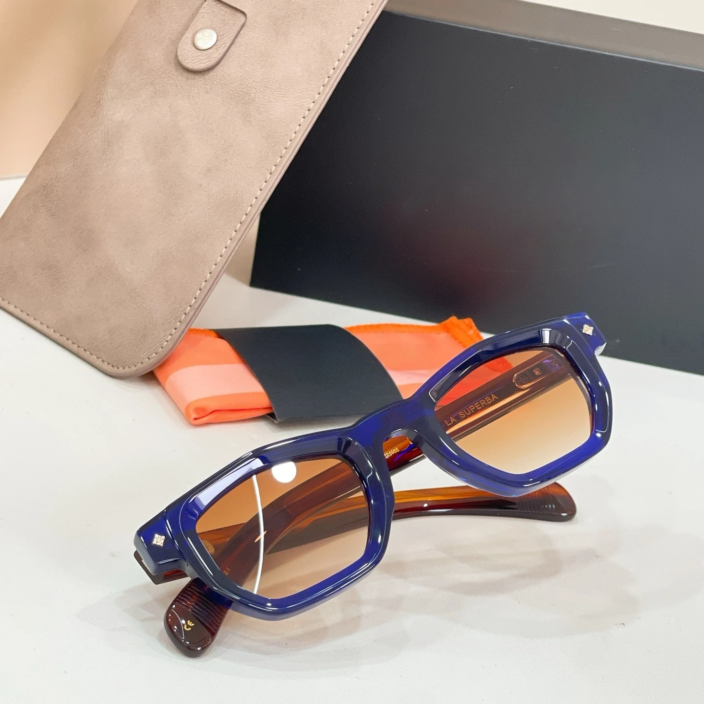 LA SUPERBA Sunglasses Woman,Premium Handmade Acetate Shades,Glossy Deep Blue Frame,Brown Gradient UV400 Lens