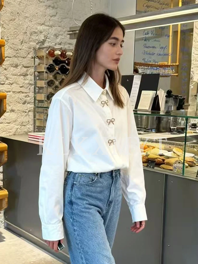 レディースレジャーシャツ 2025 秋 レディースファッション ジュエリーボタン 長袖 リボン飾りシャツ レディース ハイストリート エレガントシャツ