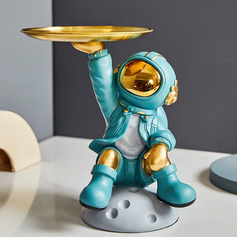 

Creative Astronaut with Metal Tray Resin Home Decor Art Decorative Space Man Sculpture Office Desktop Ornaments Decor For Home