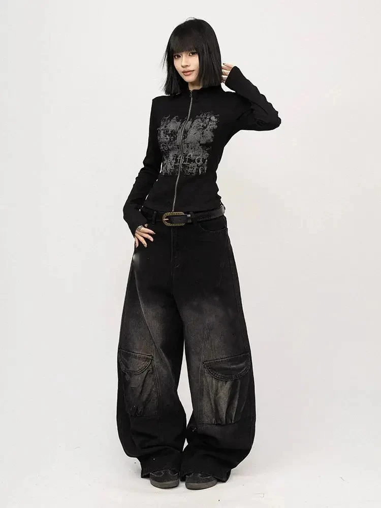 سترة نسائية بسحاب أسود مطبوع بتصميم كلاسيكي أمريكي لخريف جديد فاسق بقصة ضيقة وأكمام طويلة Y2k ملابس شارع قوطي الجرونج