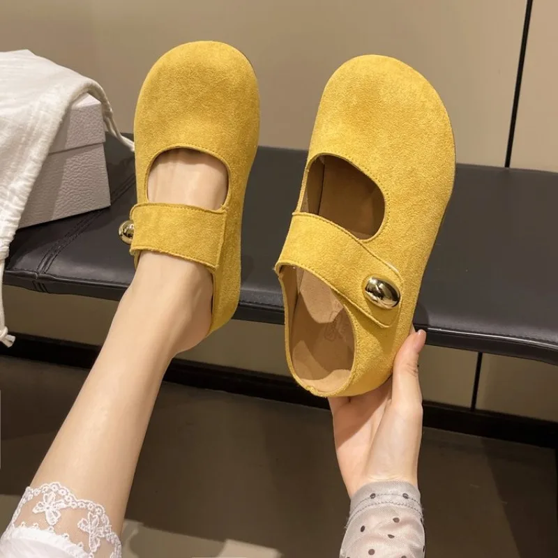 حذاء كلاسيكي جديد عالي الجودة على طراز بوسطن لعام 2025 حذاء كلاسيكي مريح ناعم من جلد البقر المدبوغ حذاء نسائي