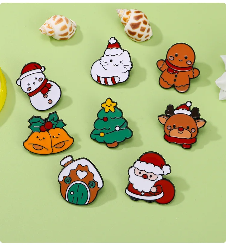 Cross border new Christmas collection brooch hot selling foreign trade bell snowman clothing accessories Halloween cartoon badge