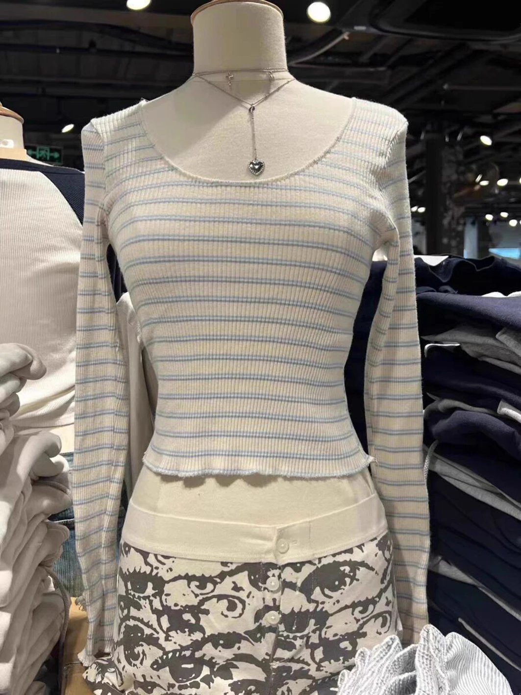 

Sweet Stripes Long Sleeve Crop Top for Woman Clothes Round Neck Slim Cropped Tee Tops Autumn Casual Vintage Cute Cotton Tshirt
