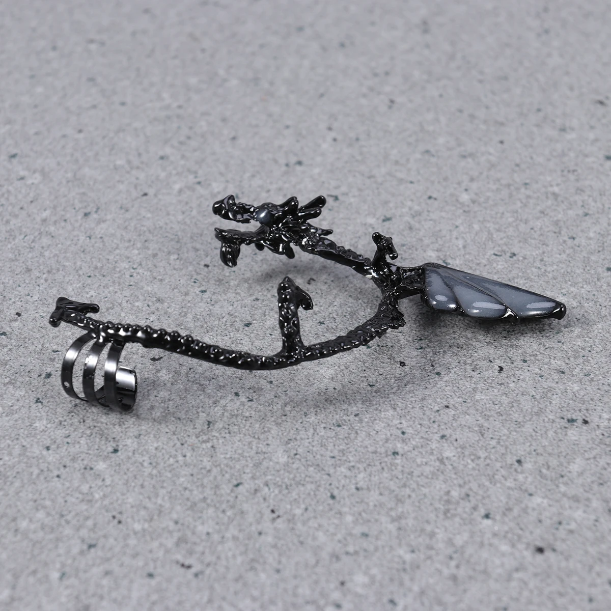 

Retro Dragon High Quality Fashionable Punk Style Wrap Cartilage Jewelry Ear Cartilage Cuff Ear Wrap Cuff Decor