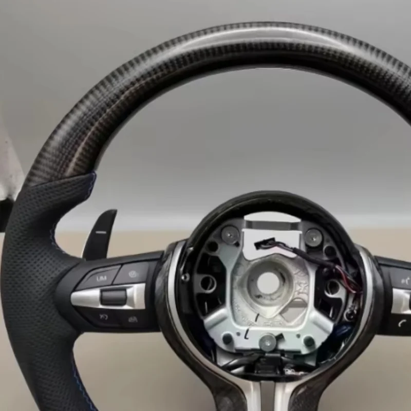 Steering Wheel For BMW M3 M5 F10 F20 F30 F32 M4 F82 335i E90 325i M5 550i F83 428i X3 F13 E87 E60 M6 E70 E71 E72 E81 Accessories view 4